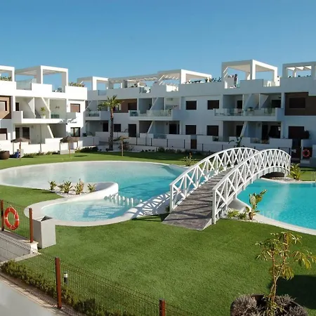 Laguna Met Prive Zwembad & Jacuzzi 빌라