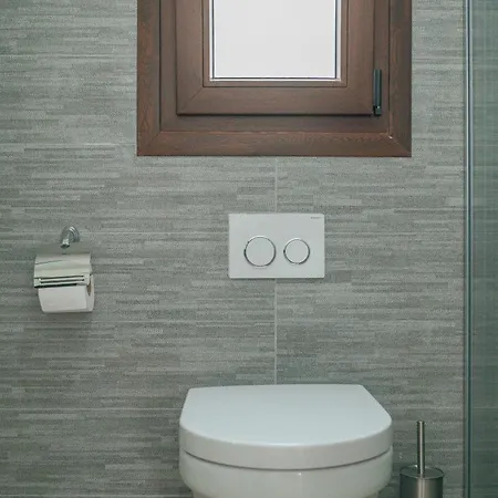 Laguna Met Prive Zwembad & Jacuzzi Villa *