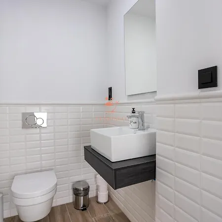 Laguna Met Prive Zwembad & Jacuzzi 빌라 또레비에하