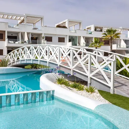 Laguna Met Prive Zwembad & Jacuzzi 빌라
