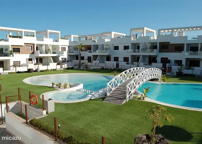 Laguna Met Prive Zwembad & Jacuzzi Villa