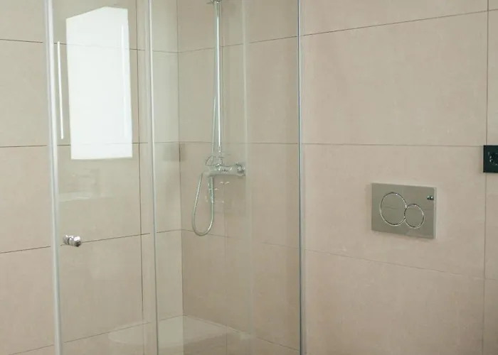 Laguna Met Prive Zwembad & Jacuzzi Villa